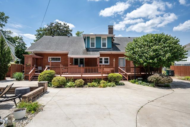 3227 Robin Rd, Louisville, KY 40213