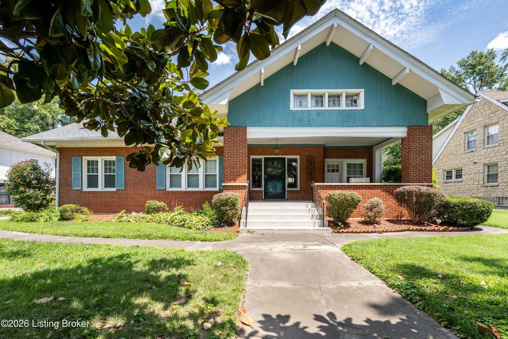 3227 Robin Rd, Louisville, KY 40213
