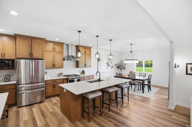 1908 Golfview Drive, Auburn, IN 46706