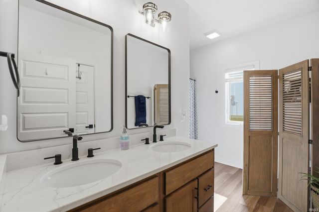 1908 Golfview Drive, Auburn, IN 46706