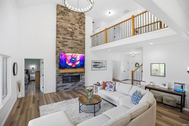 1908 Golfview Drive, Auburn, IN 46706