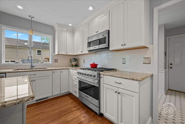 1203 Payne Avenue, Batavia, IL 60510