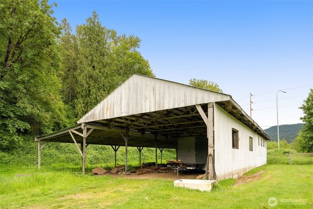 24619 SR 2, Monroe, WA 98272