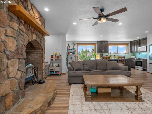 7777 Sw WINTERS Rd, Cornelius, OR 97113