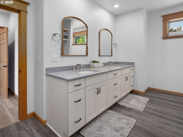 7777 Sw WINTERS Rd, Cornelius, OR 97113