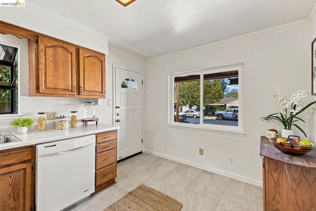 68 Water ST, Bay Point, CA 94565