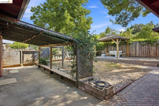 68 Water ST, Bay Point, CA 94565