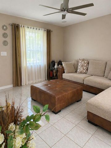 4805 SPARROW DRIVE, St Cloud, FL 34772