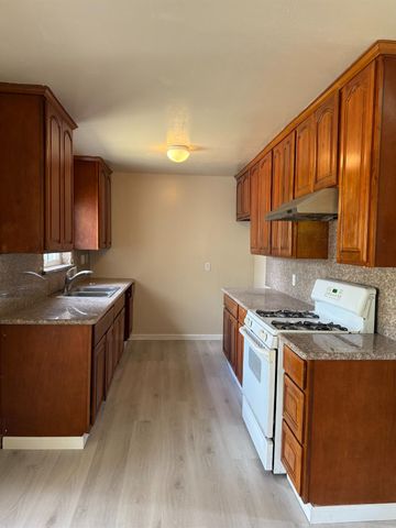 7812 51st Ave, Sacramento, CA 95828