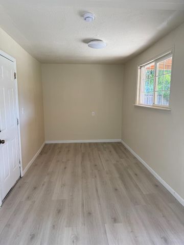 7812 51st Ave, Sacramento, CA 95828