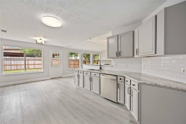 6647 Amberfield Lane, Katy, TX 77449