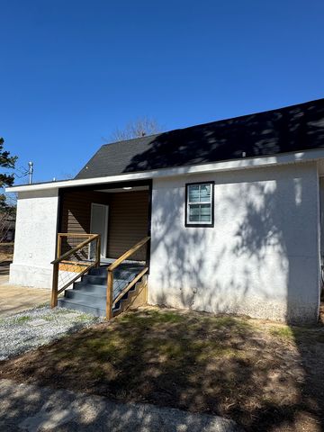 1202 E Adams, Dothan, AL 36301