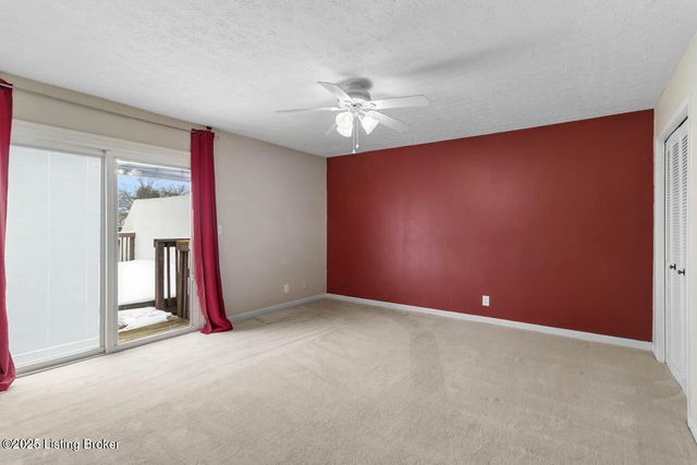 109 Shelby Pointe Dr, Louisville, KY 40223