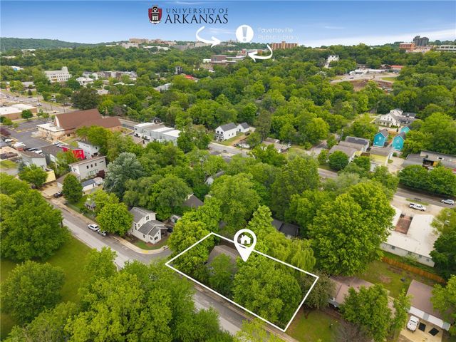618 S Block Avenue, Fayetteville, AR 72701