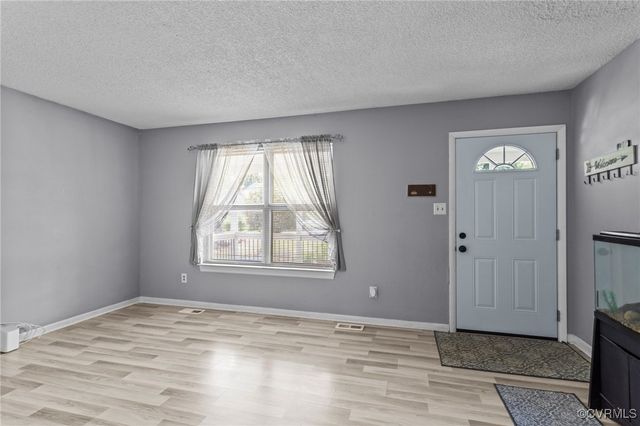 5103 Mill Race Cir, North Chesterfield, VA 23234