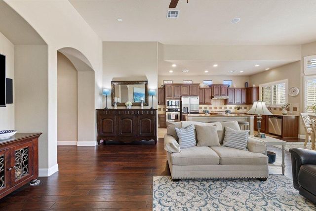 115 Reflection Bay CT, Austin, TX 78738