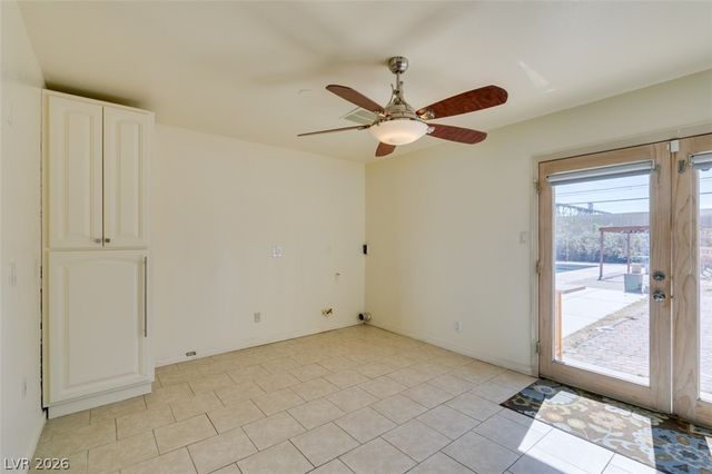 6521 Mecham Avenue, Las Vegas, NV 89107