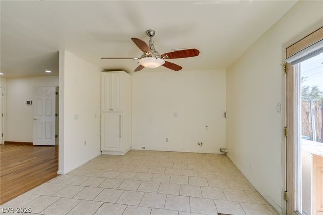 6521 Mecham Avenue, Las Vegas, NV 89107