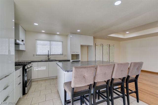 6521 Mecham Avenue, Las Vegas, NV 89107