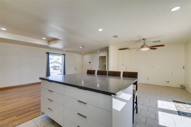 6521 Mecham Avenue, Las Vegas, NV 89107