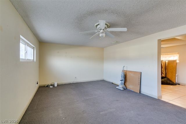 6521 Mecham Avenue, Las Vegas, NV 89107