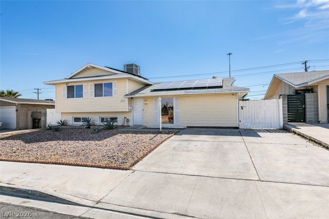 6521 Mecham Avenue, Las Vegas, NV 89107