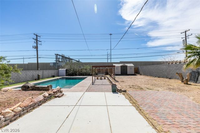 6521 Mecham Avenue, Las Vegas, NV 89107
