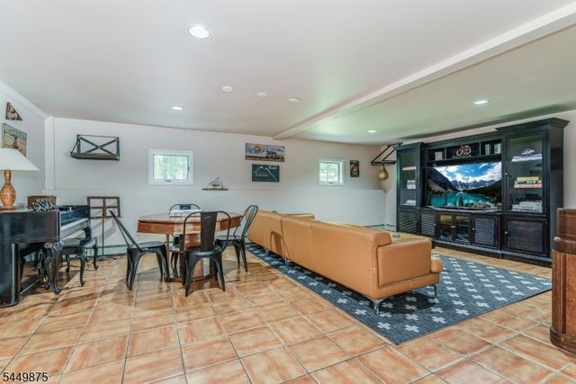 16 New Star Ridge Rd, Sparta Twp., NJ 07871