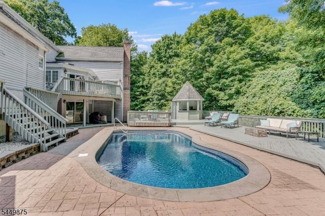 16 New Star Ridge Rd, Sparta Twp., NJ 07871