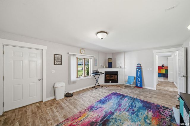 2276 ROBIN Road, Washington, IL 61571