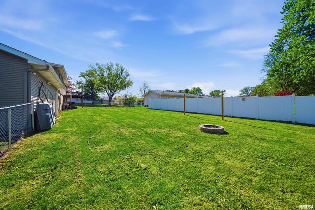 2276 ROBIN Road, Washington, IL 61571