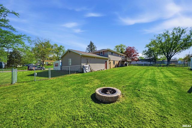 2276 ROBIN Road, Washington, IL 61571