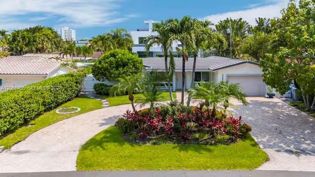 3204 Robbins Rd, Pompano Beach, FL 33062