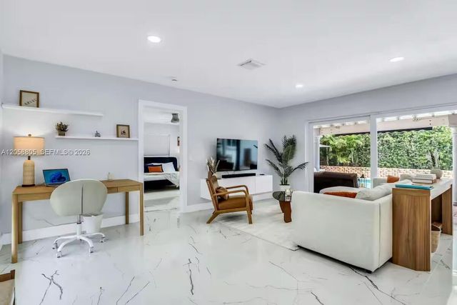 3204 Robbins Rd, Pompano Beach, FL 33062