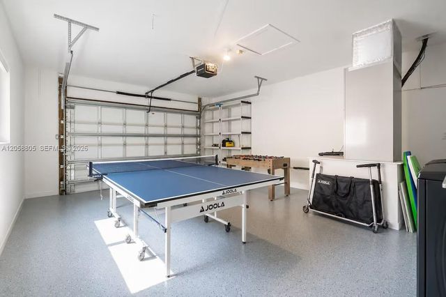 3204 Robbins Rd, Pompano Beach, FL 33062