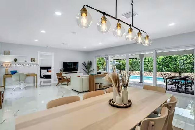 3204 Robbins Rd, Pompano Beach, FL 33062