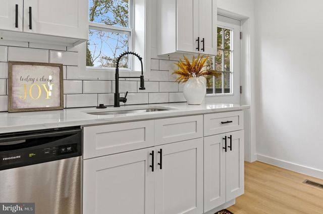 4008 CHESLEY AVE, Baltimore, MD 21206