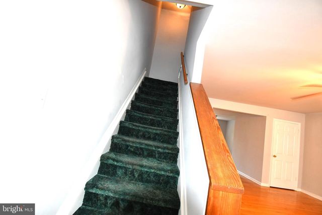 8 W MONMOUTH ST, Winchester, VA 22601
