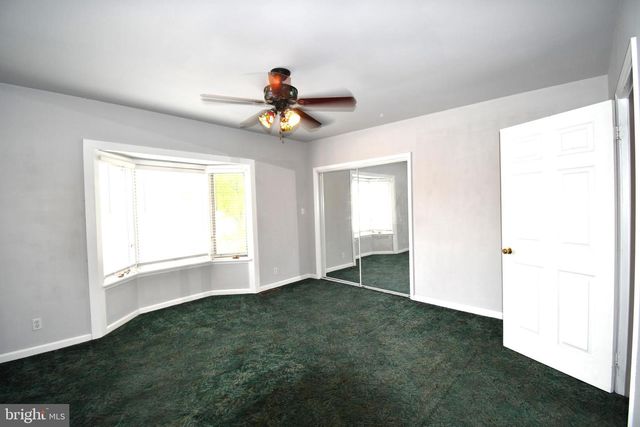 8 W MONMOUTH ST, Winchester, VA 22601