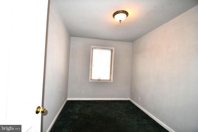8 W MONMOUTH ST, Winchester, VA 22601