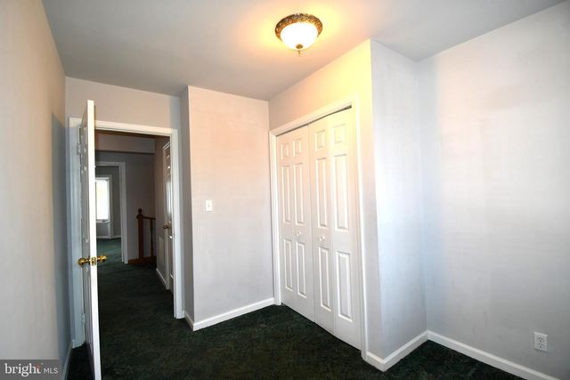 8 W MONMOUTH ST, Winchester, VA 22601