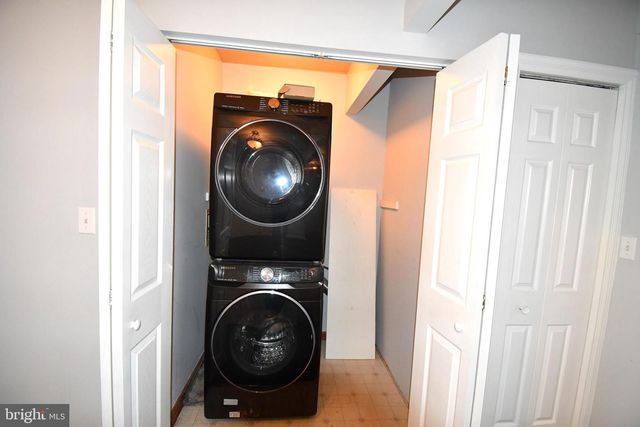 8 W MONMOUTH ST, Winchester, VA 22601