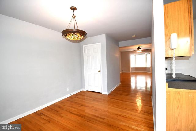 8 W MONMOUTH ST, Winchester, VA 22601
