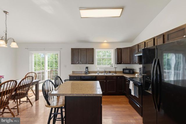 66 MCKINLEY CT, Inwood, WV 25428