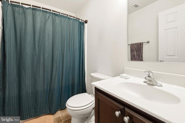 66 MCKINLEY CT, Inwood, WV 25428