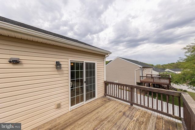 66 MCKINLEY CT, Inwood, WV 25428