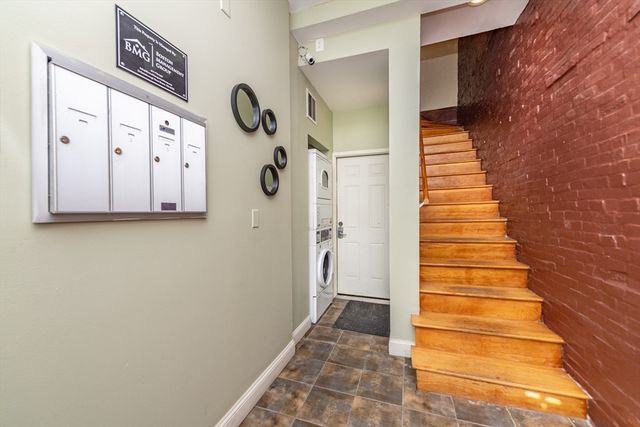 4 Kearsarge Ave, Boston, MA 02119