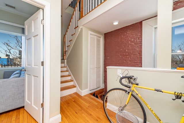 4 Kearsarge Ave, Boston, MA 02119