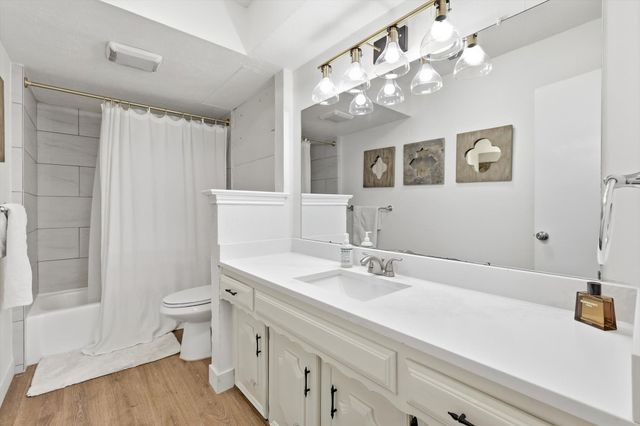 1519 Chisolm Trail, Lewisville, TX 75077