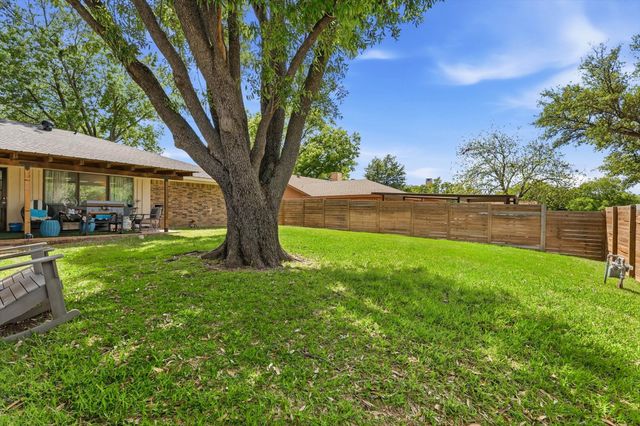 1519 Chisolm Trail, Lewisville, TX 75077